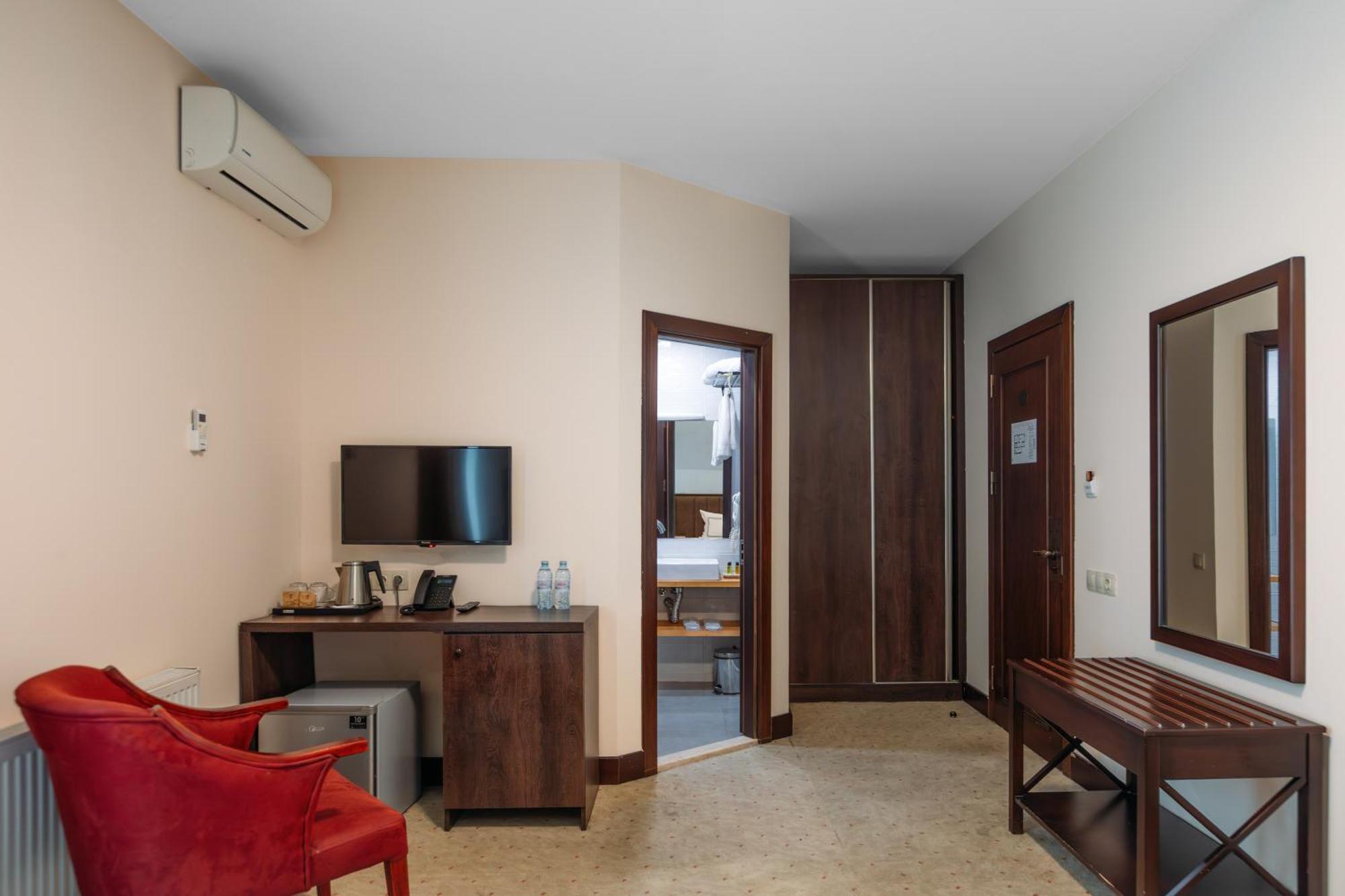 Elea Old Tbilisi Hotel Room photo